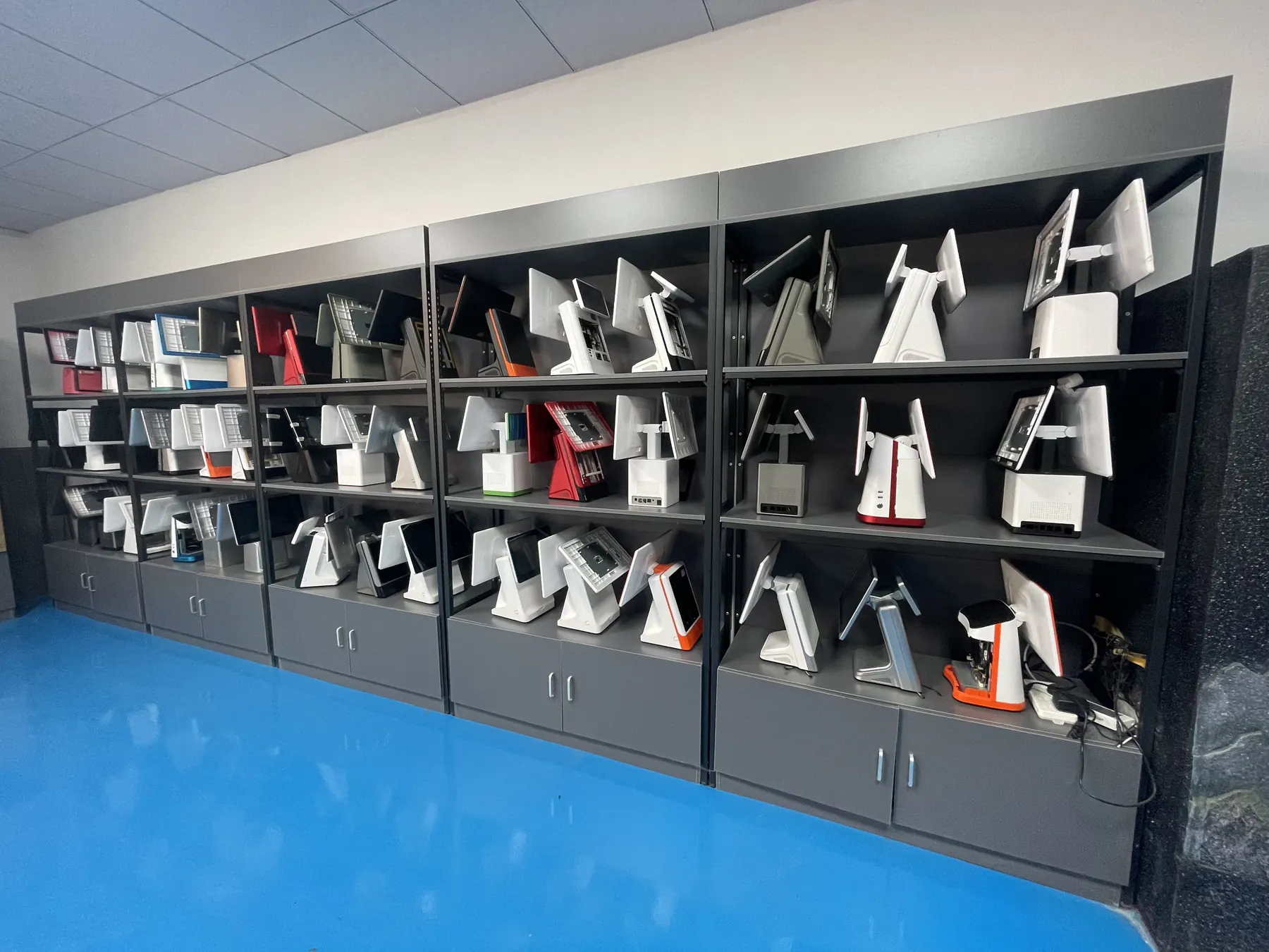 JINLINKE POS product showroom